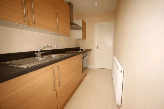  Image of Studio flat to rent in Falcon Way Kenton Harrow HA3 at Falcon Way, Harrow HA3
