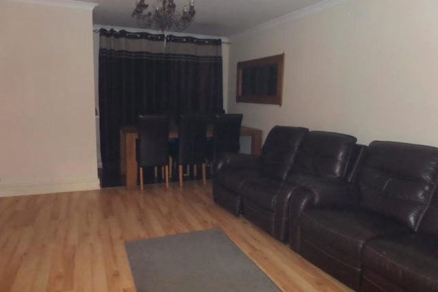  Image of 2 bedroom Flat to rent in Burket Close Southall UB2 at Burket Close, Southall UB2