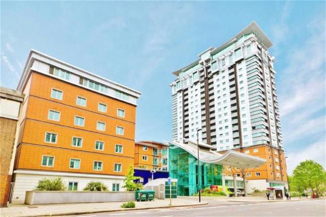  Image of 2 bedroom Flat to rent in Westminster Bridge Road London SE1 at The Perspective Building, Waterloo, London SE1