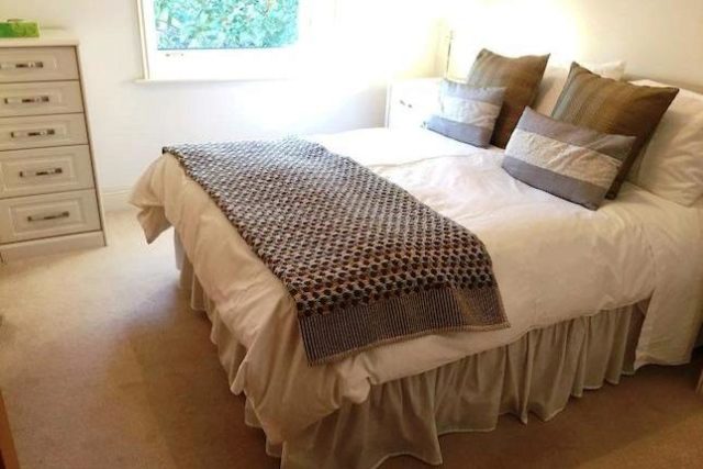  Image of 2 bedroom Flat to rent in The Mount Caversham Reading RG4 at Treetops, Caversham RG4