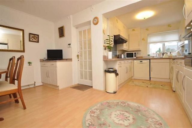  Image of 3 bedroom Terraced house for sale in Wellbrook Road Farnborough Orpington BR6 at Wellbrook Road, Farnborough, Orpington BR6
