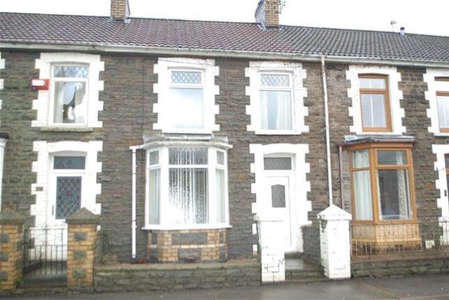  Image of 3 bedroom Terraced house to rent in The Parade Pontypridd CF37 at The Parade, Pontypridd CF37