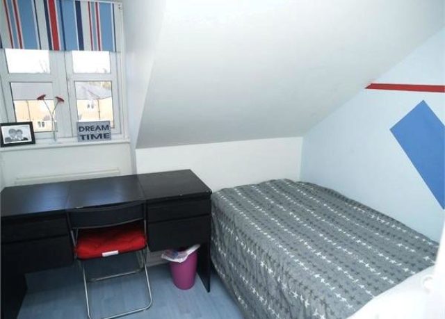  Image of 4 bedroom Terraced house for sale in Silvergate Ruxley Lane West Ewell Epsom KT19 at Silvergate, Ruxley Lane, West Ewell, Epsom KT19