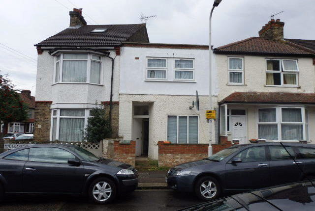  Image of 1 bedroom Flat to rent in Wellstead Road London E6 at Wellstead Road, East Ham E6