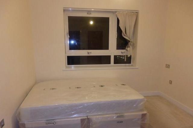 Image of 2 bedroom Flat to rent in Hainault Street Ilford IG1 at Hainult Street, Ilford IG1