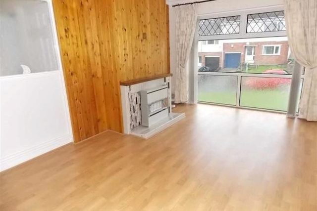  Image of 2 bedroom Semi-Detached Bungalow for sale in Silverhill Close Cilfynydd Pontypridd CF37 at Silverhill Close, Cilfynydd, Pontypridd CF37
