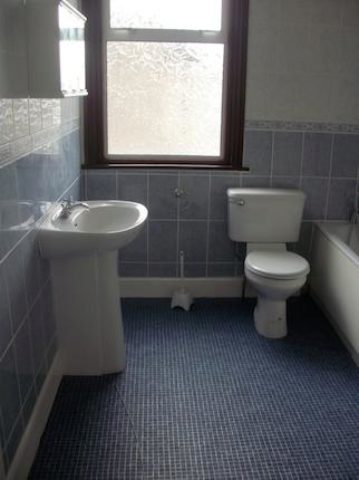  Image of 4 bedroom End of Terrace for sale in Green Lane Ilford IG3 at Green Lane, Ilford IG3