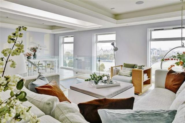  Image of 2 bedroom Flat for sale in Belvedere Road London SE1 at The Whitehouse Apartments, South Bank, London SE1