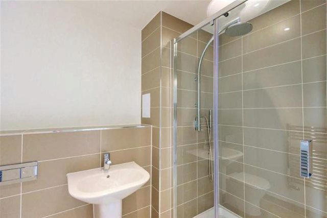  Image of 2 bedroom Flat for sale in Sancroft Street London SE11 at Palm House, Parliament Reach, Vauxhall, London SE11