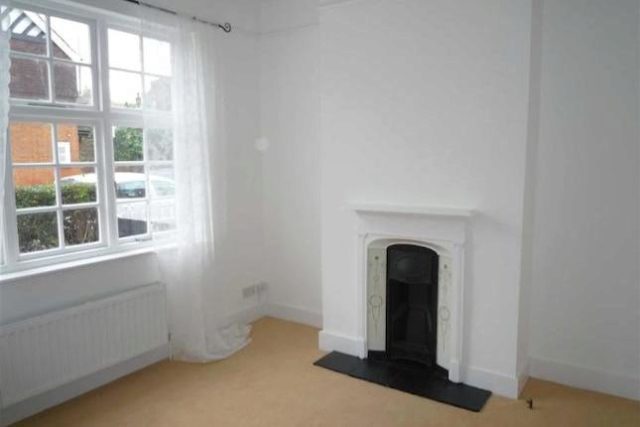  Image of 2 bedroom Terraced house to rent in Aynscombe Angle Orpington BR6 at Aynscombe Angle, Orpington, Kent BR6