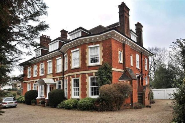  Image of 3 bedroom Flat for sale in Mavelstone Road Bromley BR1 at Mavelstone Road, Bromley BR1