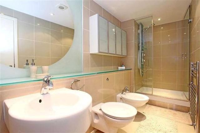  Image of 3 bedroom Flat to rent in Westminster Bridge Road London SE1 at The Perspective Building, South Bank, London SE1