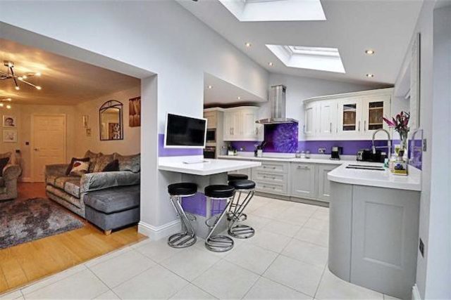  Image of 4 bedroom Detached house for sale in Glentrammon Road Orpington BR6 at Glentrammon Road, Green Street Green, Orpington BR6