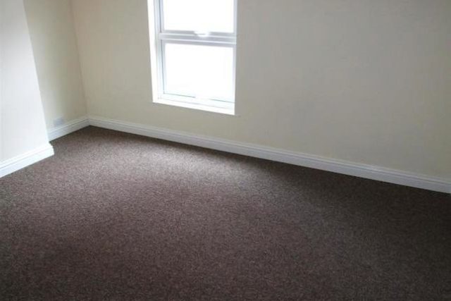  Image of 4 bedroom Property for sale in Crabb Street Rushden NN10 at Crabb Street, Rushden NN10
