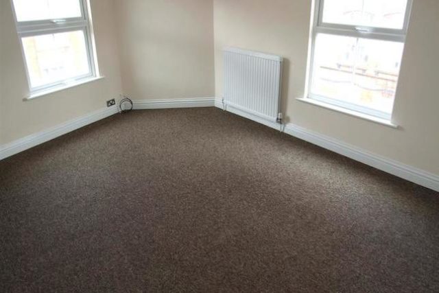  Image of 4 bedroom Property for sale in Crabb Street Rushden NN10 at Crabb Street, Rushden NN10
