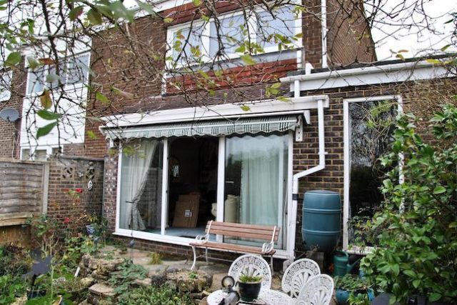  Image of 2 bedroom End of Terrace for sale in Tulip Tree Close Swindon SN2 at Tulip Tree Close, Swindon SN2