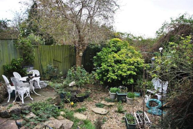  Image of 2 bedroom End of Terrace for sale in Tulip Tree Close Swindon SN2 at Tulip Tree Close, Swindon SN2