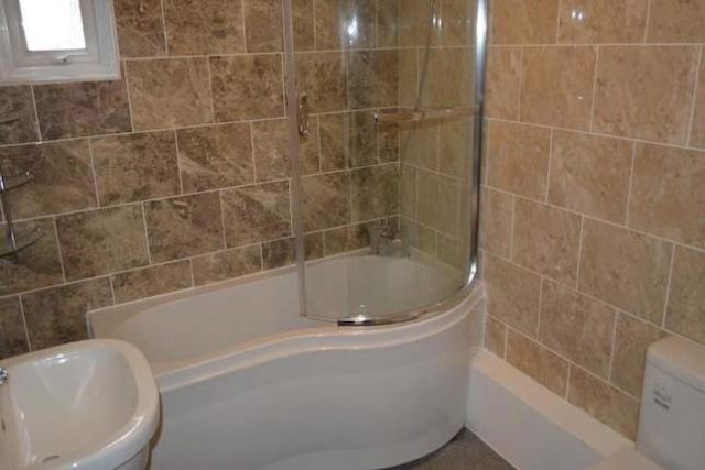  Image of 2 bedroom Property to rent in Mulberry Place London SE9 at Pinnel Road, Eltham SE9
