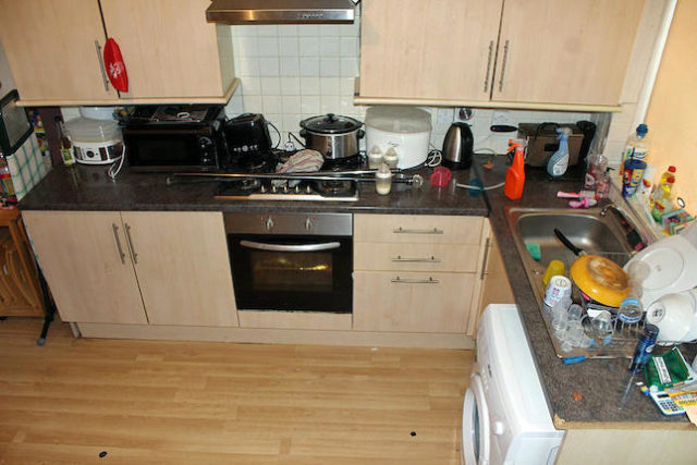  Image of 2 bedroom Terraced house for sale in New Earth Street Oldham OL4 at New Earth Street, Oldham OL4