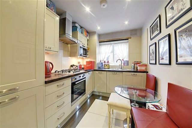  Image of 3 bedroom Flat for sale in Garrick Road London NW9 at Garrick Road, London, London NW9