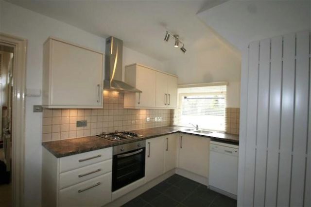  Image of 3 bedroom Flat to rent in Wilderness Road Chislehurst BR7 at Wilderness Road, Chislehurst, Kent BR7