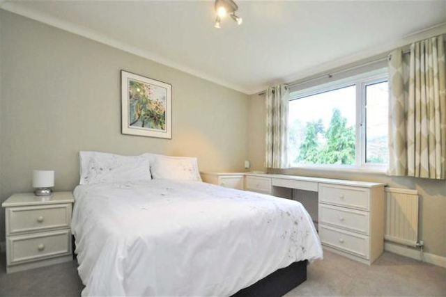  Image of 4 bedroom Detached house for sale in Lower Camden Chislehurst BR7 at Lower Camden, Chislehurst BR7
