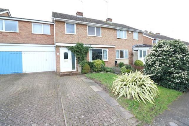  Image of 5 bedroom Town House for sale in Ashby Drive Rushden NN10 at Ashby Drive, Rushden NN10