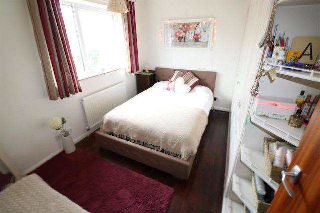 Image of 5 bedroom Town House for sale in Ashby Drive Rushden NN10 at Ashby Drive, Rushden NN10