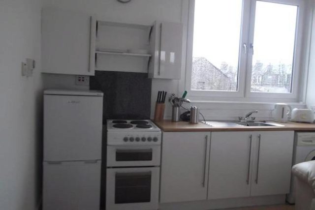  Image of Studio flat to rent in Hardgate Aberdeen AB11 at Hardgate, Aberdeen AB11