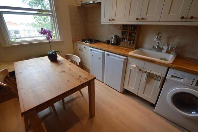  Image of 1 bedroom Flat to rent in Palace Gates Road London N22 at Palace Gates Road, Alexandra Park, London N22