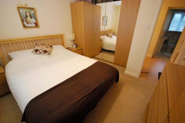  Image of 1 bedroom Flat to rent in Northcott Avenue London N22 at Northcott Avenue, Alexandra Park, London N22