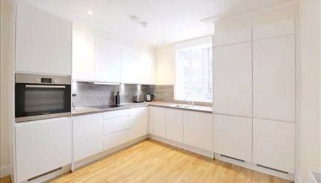  Image of 1 bedroom Flat to rent in Hamlet Gardens London W6 at Hamlet Gardens, London W6