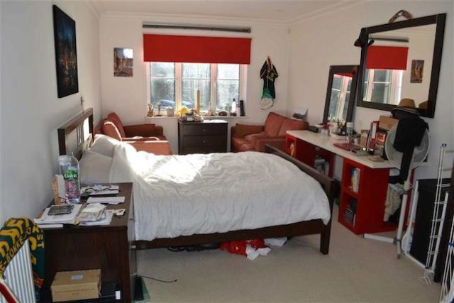  Image of 2 bedroom Flat to rent in Station Road London NW4 at Station Road, Hendon, London NW4