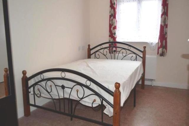  Image of 2 bedroom Flat to rent in Alnwick Road London E16 at Alnwick Road, Canning Town E16