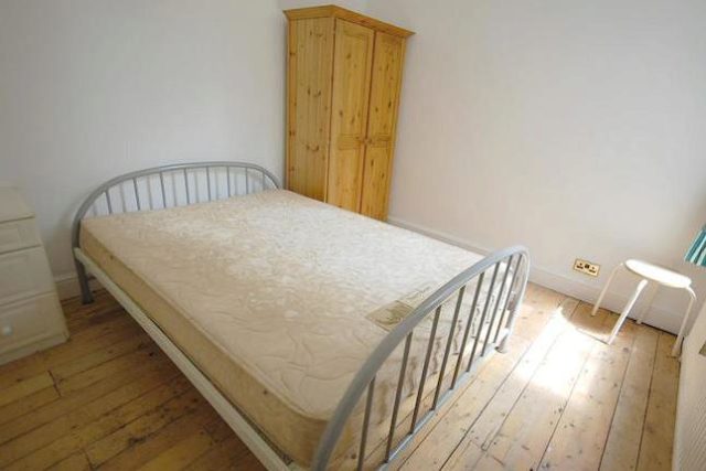  Image of 2 bedroom Flat to rent in Arcadian Gardens London N22 at Arcadian Gardens, Wood Green, London N22
