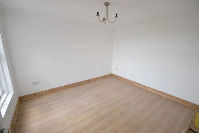  Image of 2 bedroom Flat to rent in Victoria Road London N22 at Victoria Road, Alexandra Park, London N22