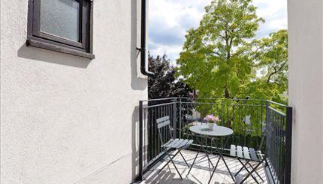  Image of 2 bedroom Flat to rent in Kew Bridge Court London W4 at Kew Bridge Court, London W4