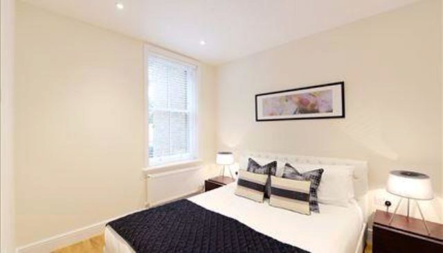 Image of 2 bedroom Flat to rent in Hamlet Gardens London W6 at Hamlet Gardens, London W6