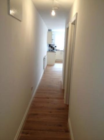  Image of 2 bedroom Flat to rent in Vivian Avenue London NW4 at Vivian Avenue, Hendon Central, London NW4