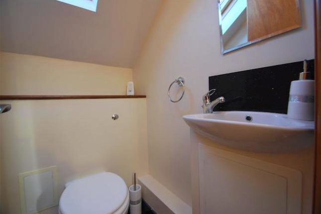  Image of 2 bedroom Maisonette to rent in Albert Road London N22 at Albert Road, London N22