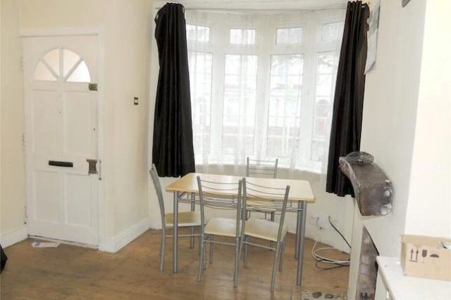  Image of 2 bedroom Property for sale in Dennett Road Croydon CR0 at Dennett Road, Croydon CR0