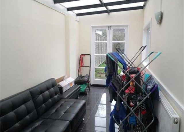  Image of 2 bedroom Semi-Detached Bungalow for sale in Hanworth Road Hounslow TW4 at Hanworth Road, Whitton, Hounslow, Middlesex TW4