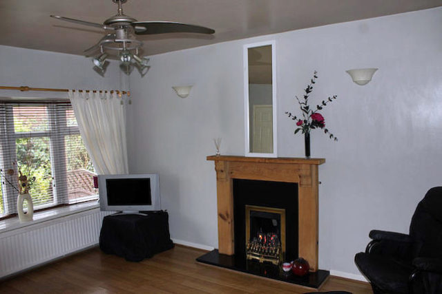  Image of 2 bedroom Semi-Detached house for sale in Kinder Avenue Oldham OL4 at Kinder Avenue, Oldham OL4