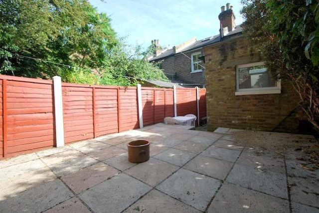  Image of 2 bedroom Terraced house for sale in Bradley Road London N22 at Bradley Road, Alexandra Park, London N22