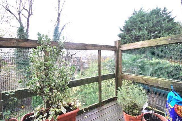  Image of 2 bedroom Terraced house to rent in Alexandra Park Road London N22 at Alexandra Park Road, London N22