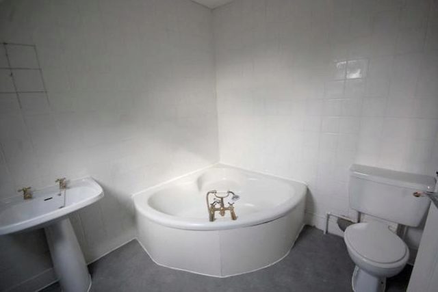  Image of 3 bedroom Flat to rent in Muswell Hill Road London N10 at Muswell Hill Road, Muswell Hill, London N10