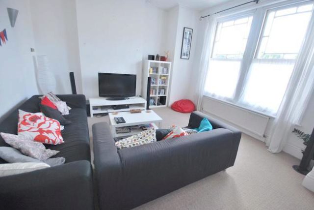  Image of 3 bedroom Flat to rent in Muswell Hill Road London N10 at Muswell Hill Road, Muswell Hill, London N10