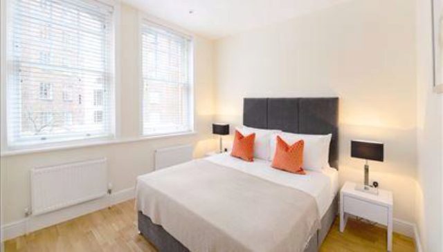  Image of 3 bedroom Flat to rent in Hamlet Gardens London W6 at Hamlet Gardens, London W6