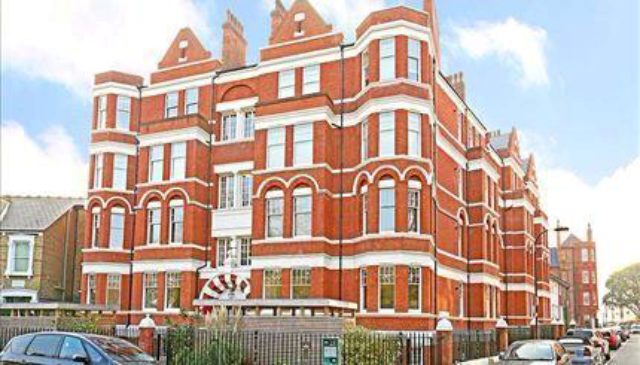  Image of 3 bedroom Flat to rent in Hamlet Gardens London W6 at Hamlet Gardens, London W6