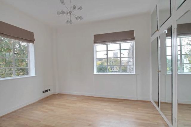  Image of 3 bedroom Flat to rent in Albion Street London W2 at Albion Gate, Albion Street, Hyde Park W2